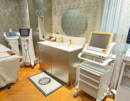 周口爱尔眼科医院价格表揭秘：半飞秒9000元起/全飞秒15800元起！