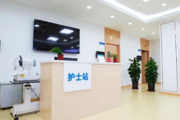 上海和平眼科医院院长是谁?郭海科/翟爱琴/吴仁毅等明星院长,还可网上预约!web508.com