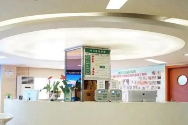 南京东南眼科医院可以配眼镜吗web508.com
