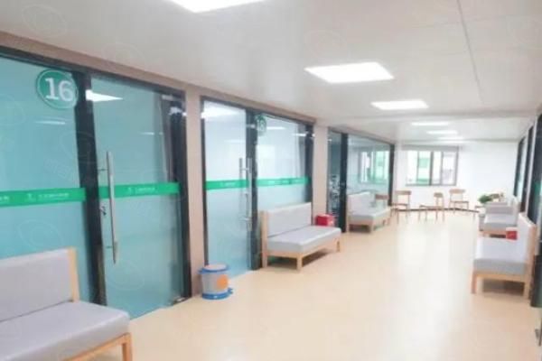 南京东南眼科医院可以配眼镜吗web508.com